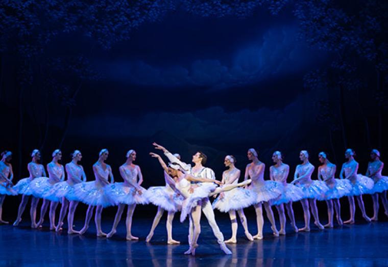A scene from the Victorian State Ballet Swan Lake