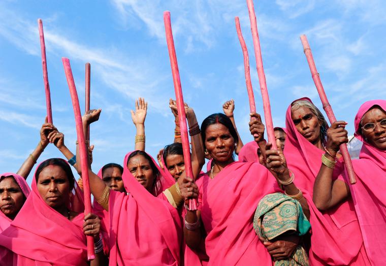 Gulabi Gang